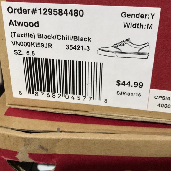 Vans - Picture 6 of 6